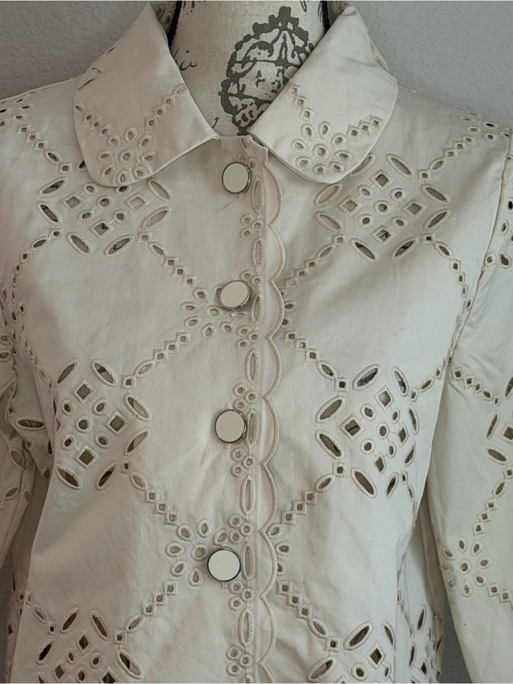 Veronica Beard Adelaide Eyelet Jacket Ecru Cotton Scalloped Cropped Size 2 - Picture 5 of 7